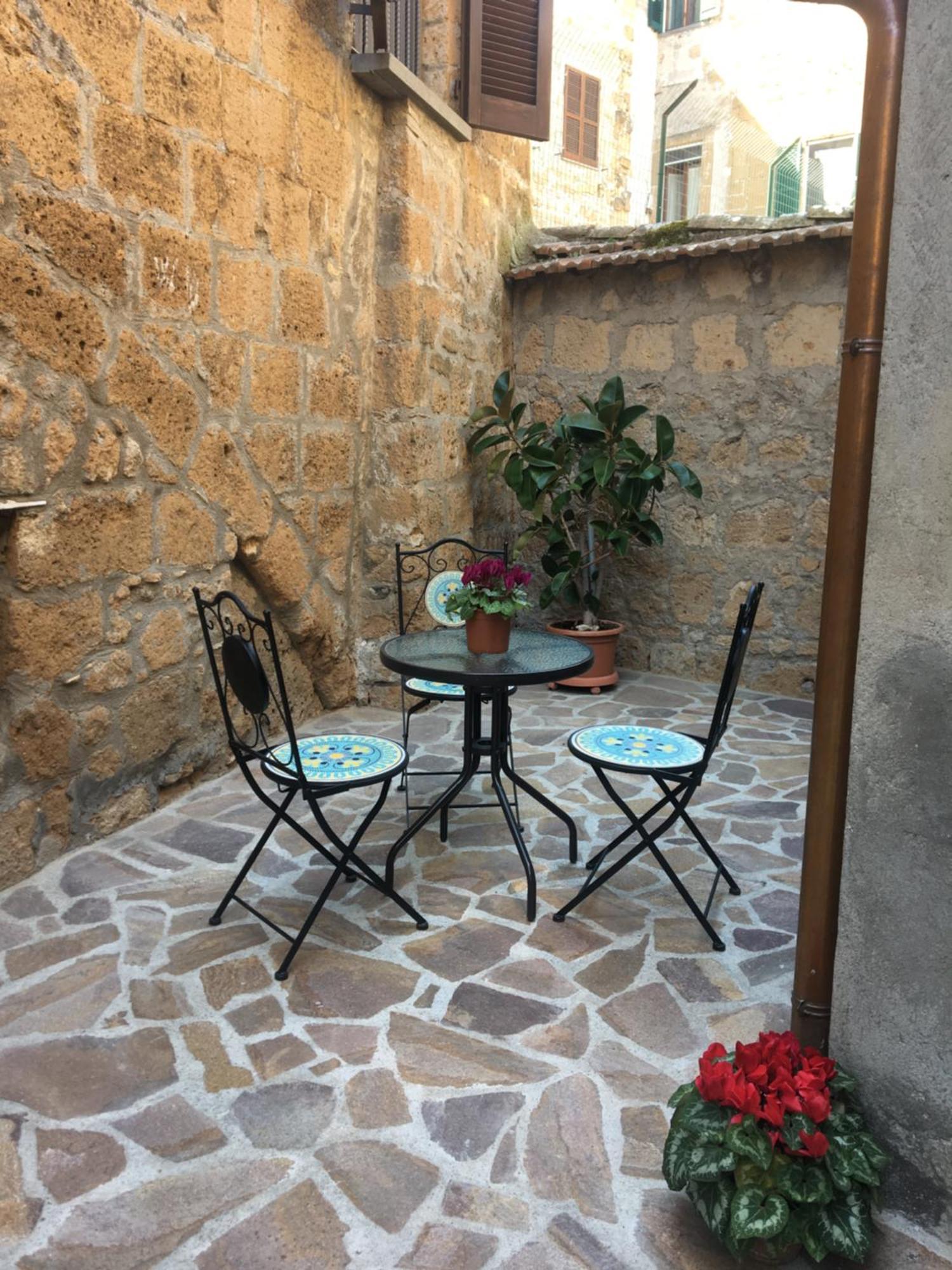 Hotel Industrial Chic House - Private Parking Orvieto Exterior foto